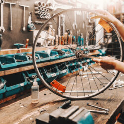 Atelier réparation de vélo
